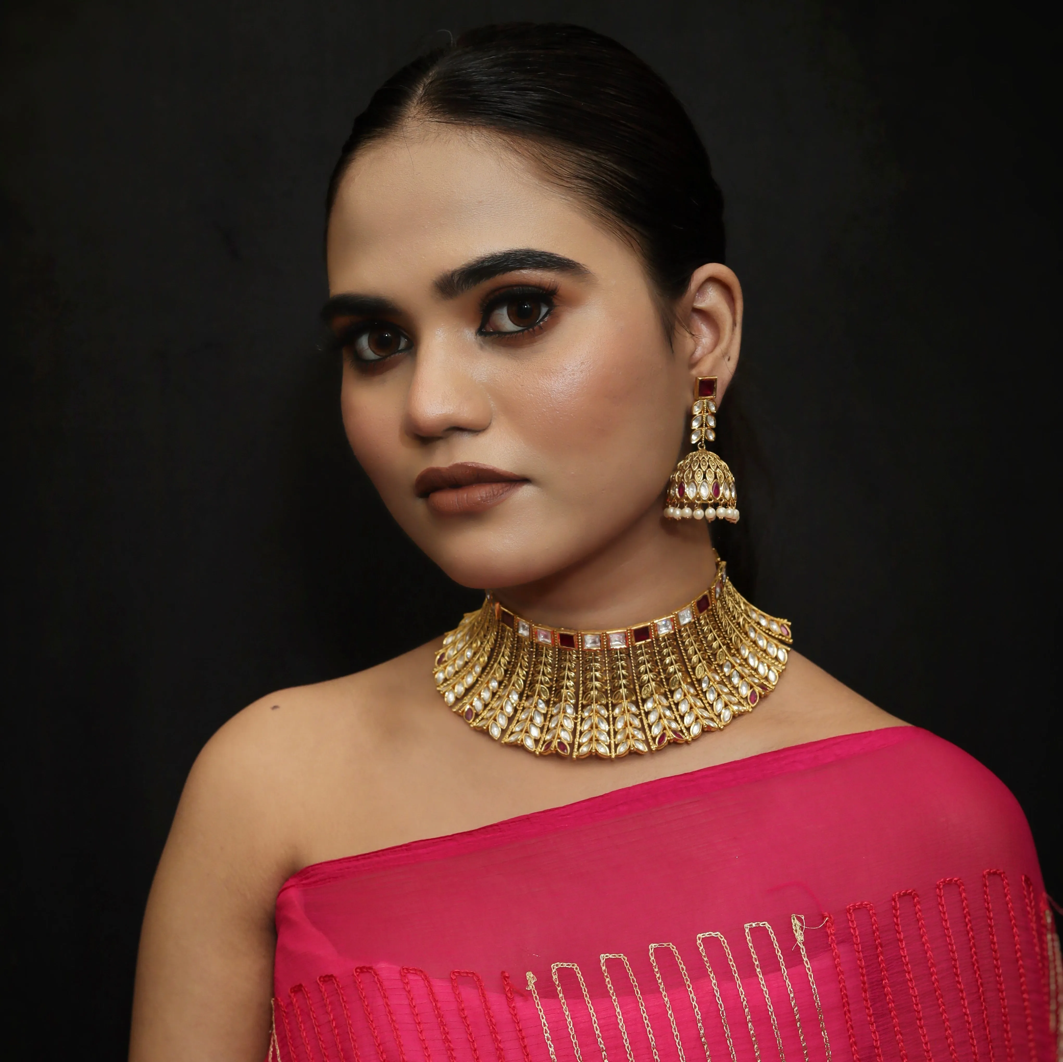 Antique Gold Finish Designer Bridal Kundan Choker Set 6494-1225