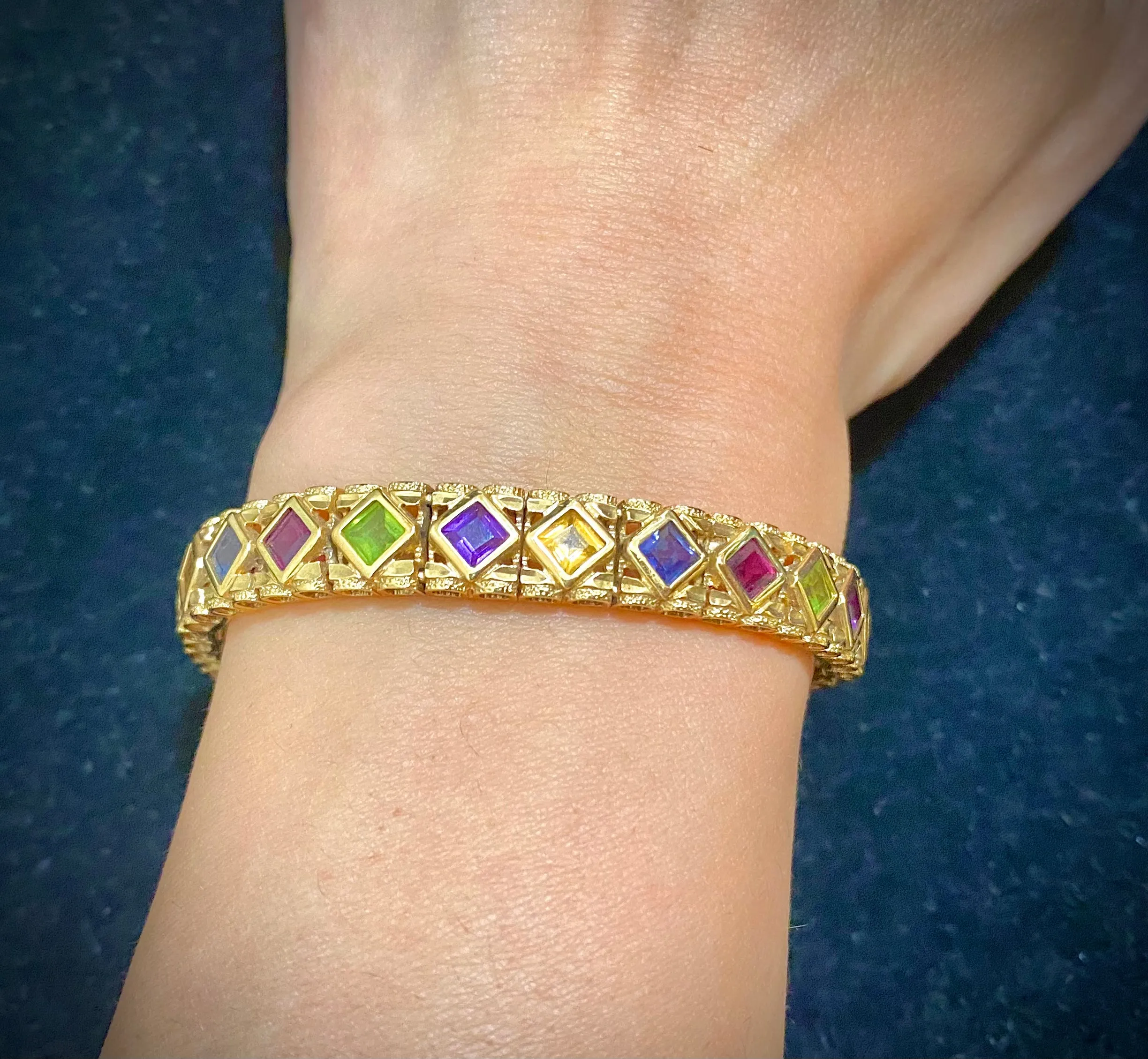 BRACELET Unique Solid Yellow Gold w/ 27 Multi Colored Stones - $10K APR w/ CoA!!