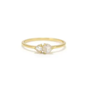 Luma Gemstone Ring Rainbow Moonstone   White Topaz