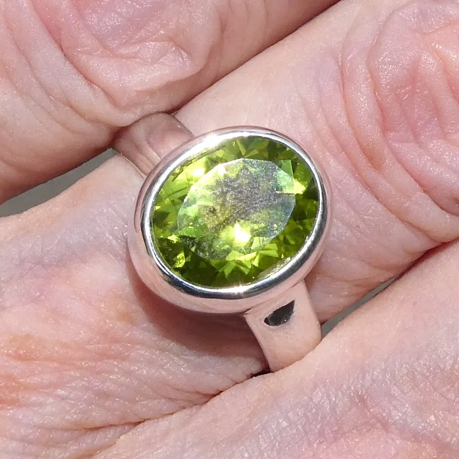 Peridot Ring, Large Faceted Oval, Fine Sterling Silver US Size 8.75