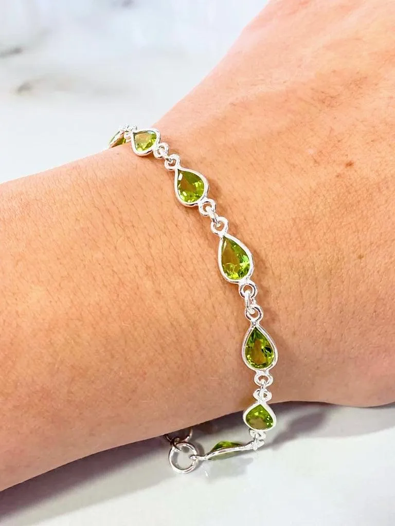 Peridot Teardrop Facet Bracelet